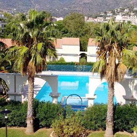 Lv070-202 2 Pièces 5 Couchages * Le Lavandou